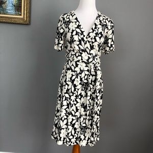 Ann Taylor floral dress, size: 0